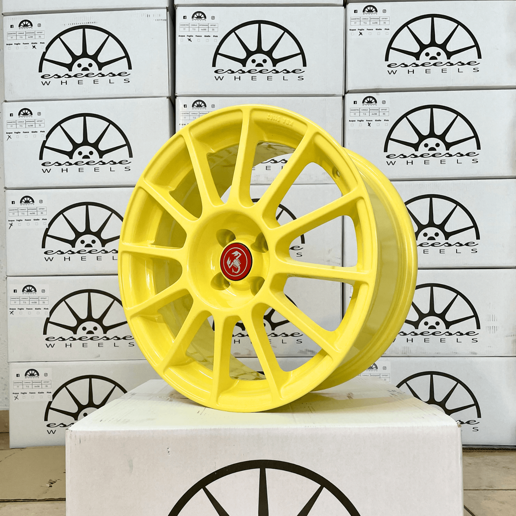 Abarth SS Limited Giallo wheels